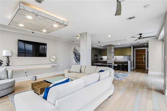 1280 W Peachtree Street NW 4003, Atlanta, GA 30309