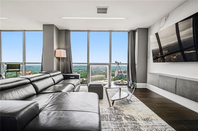 1280 W Peachtree Street NW 4003, Atlanta, GA 30309