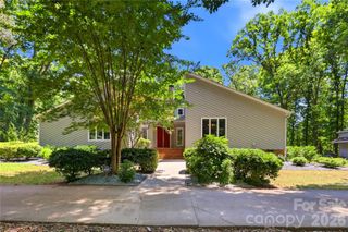 229 Cari Lane, Matthews, NC 28104