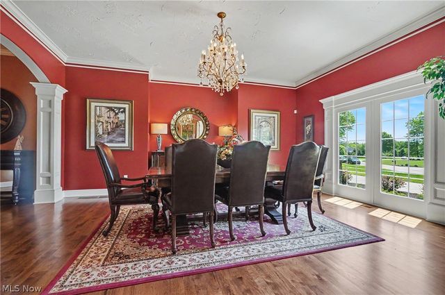 215 Brighton Lane, Peninsula, OH 44264