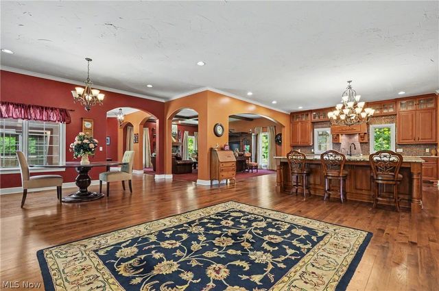215 Brighton Lane, Peninsula, OH 44264