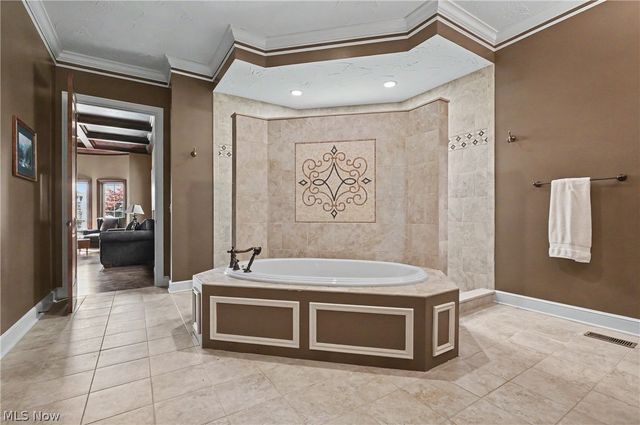 215 Brighton Lane, Peninsula, OH 44264