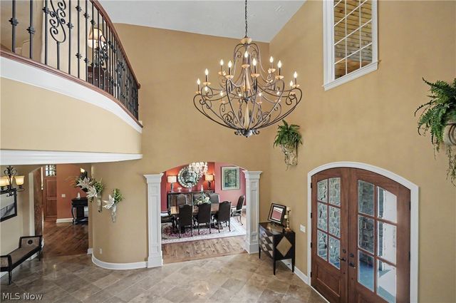 215 Brighton Lane, Peninsula, OH 44264