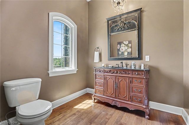 215 Brighton Lane, Peninsula, OH 44264