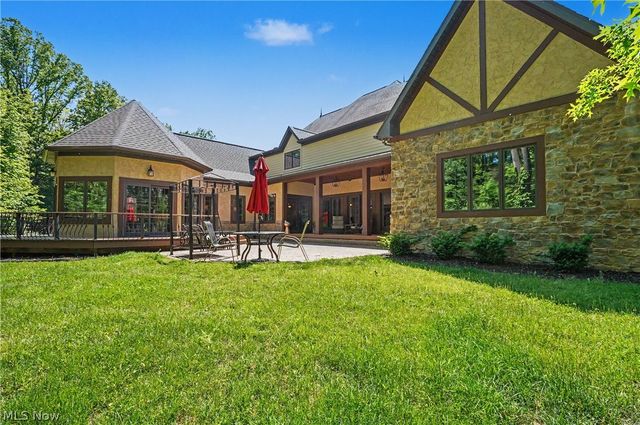 215 Brighton Lane, Peninsula, OH 44264