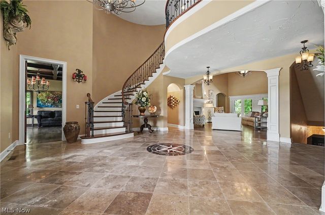 215 Brighton Lane, Peninsula, OH 44264