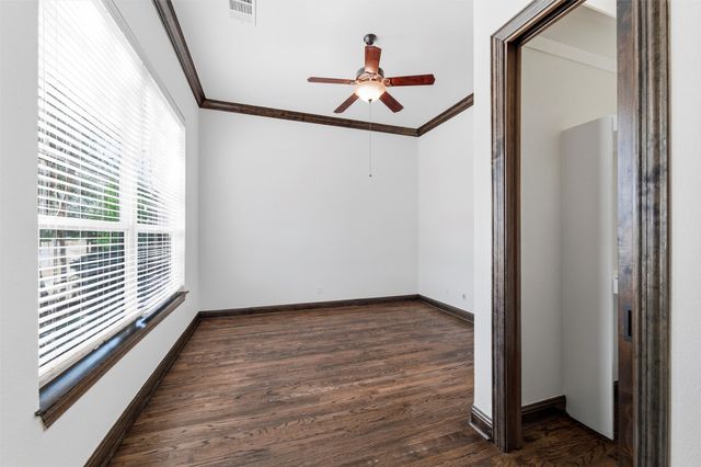 112 Aransas Drive, Irving, TX 75039