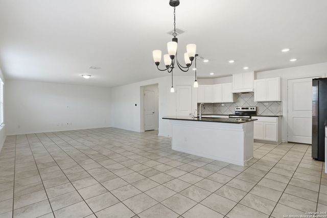 11527 Arabette, San Antonio, TX 78245