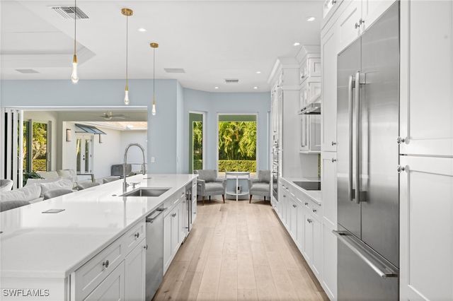 1963 Bethany PL, Naples, FL 34109