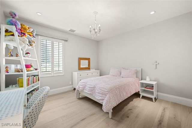 1963 Bethany PL, Naples, FL 34109