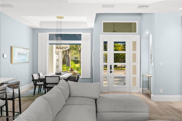 1963 Bethany PL, Naples, FL 34109