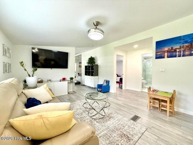 165 Hewett Burton Road SE, Leland, NC 28451