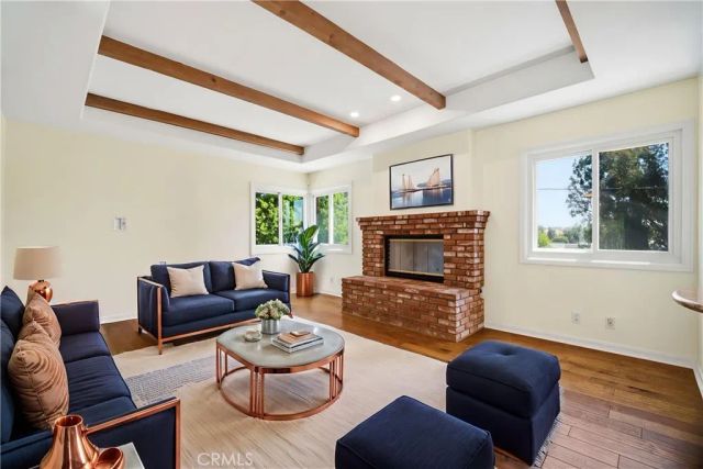 5335 Campo Road, Woodland Hills, CA 91364