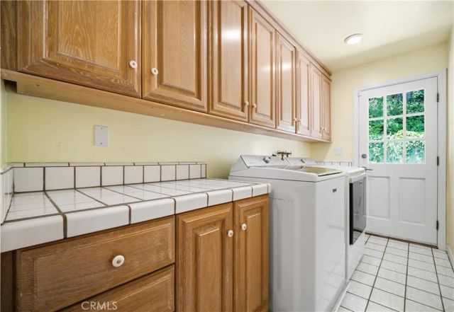5335 Campo Road, Woodland Hills, CA 91364