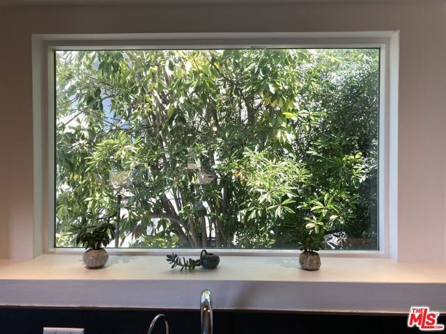 2035 Park Drive, Los Angeles, CA 90026