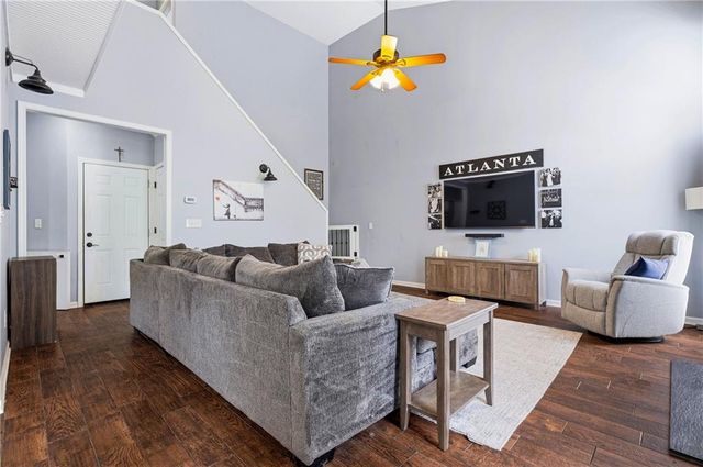 4998 Bright Hampton Drive SE, Atlanta, GA 30339