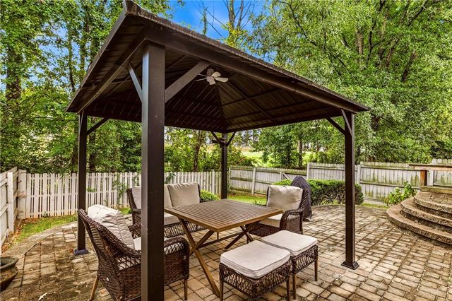 4998 Bright Hampton Drive SE, Atlanta, GA 30339