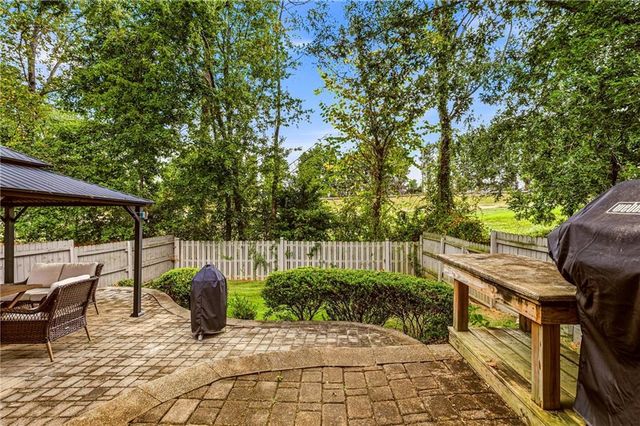 4998 Bright Hampton Drive SE, Atlanta, GA 30339