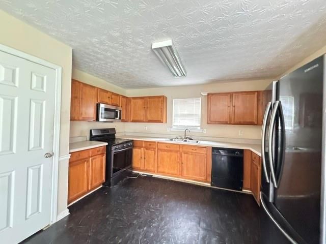 3159 Meadow Point Drive, Snellville, GA 30039