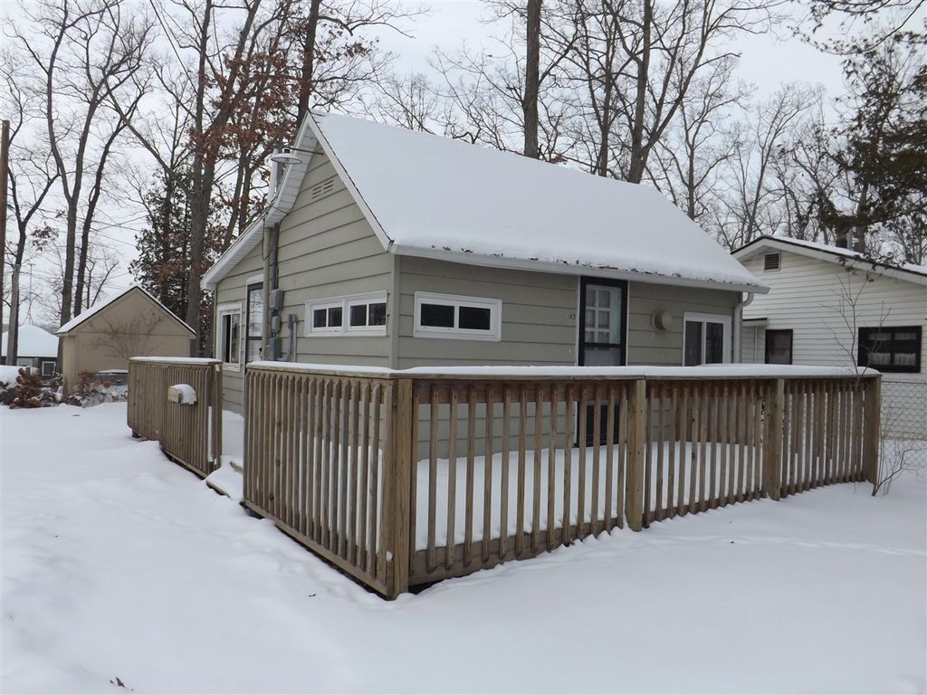 163 Lincoln Alley, Vestaburg, MI 48891
