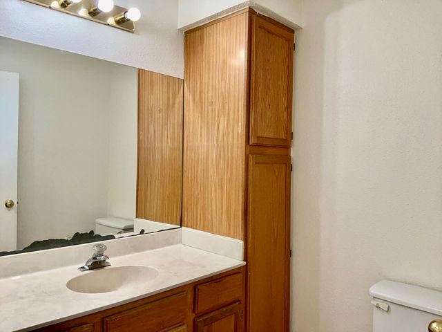 12120 Thompkins DR B, Austin, TX 78753