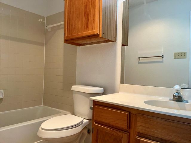 12120 Thompkins DR B, Austin, TX 78753