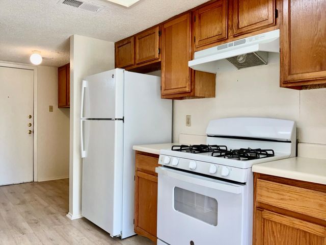 12120 Thompkins DR B, Austin, TX 78753