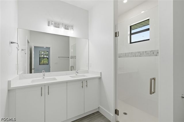 1431 NW 17th AVE, Cape Coral, FL 33993