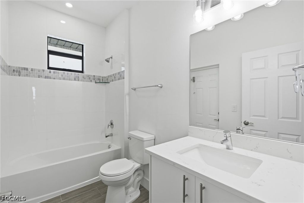Image 25 of property listing at 1431 NW 17th AVE, Cape Coral, FL 33993