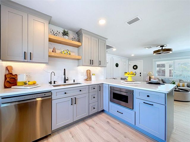 220 40TH AVENUE, St Pete Beach, FL 33706