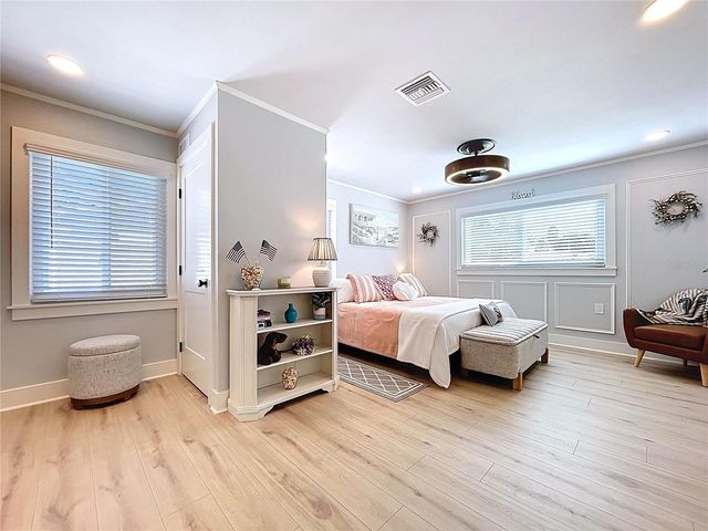 220 40TH AVENUE, St Pete Beach, FL 33706