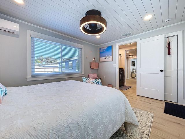 220 40TH AVENUE, St Pete Beach, FL 33706