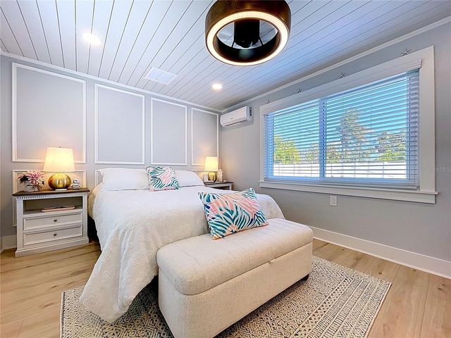 220 40TH AVENUE, St Pete Beach, FL 33706