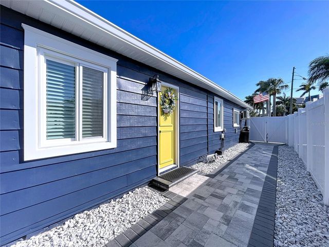 220 40TH AVENUE, St Pete Beach, FL 33706