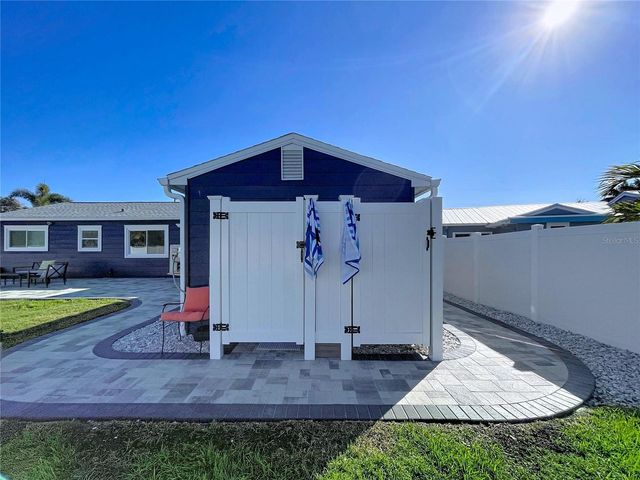 220 40TH AVENUE, St Pete Beach, FL 33706