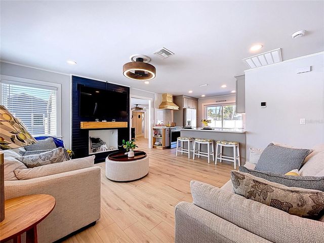 220 40TH AVENUE, St Pete Beach, FL 33706