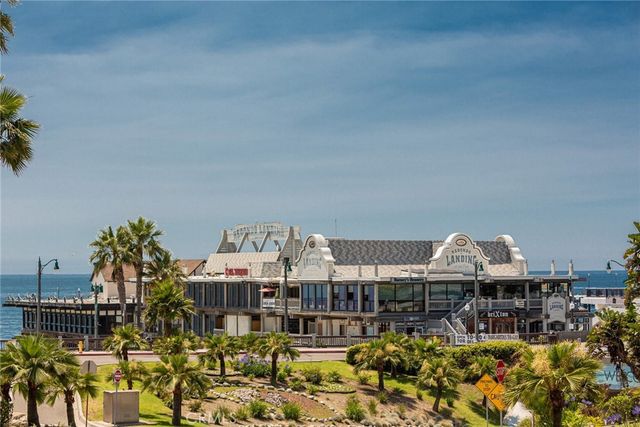 2703 Curtis Avenue E, Redondo Beach, CA 90278