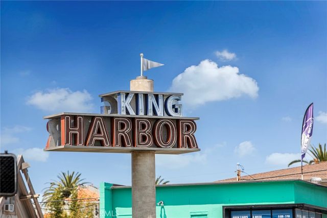 2703 Curtis Avenue E, Redondo Beach, CA 90278