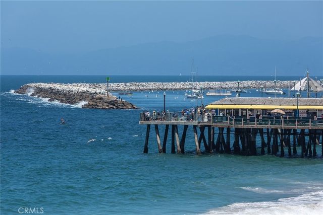 2703 Curtis Avenue E, Redondo Beach, CA 90278