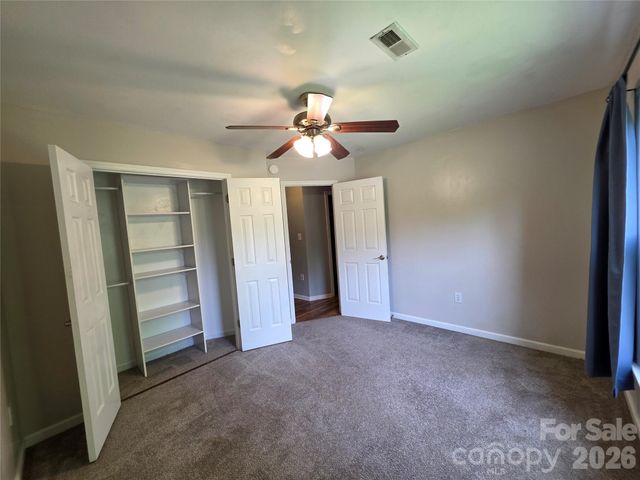 221 Auten Circle, Mount Holly, NC 28120