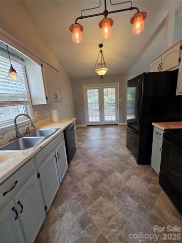 221 Auten Circle, Mount Holly, NC 28120