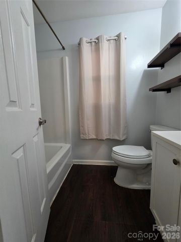 221 Auten Circle, Mount Holly, NC 28120