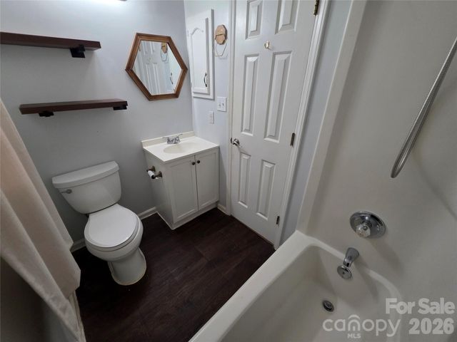 221 Auten Circle, Mount Holly, NC 28120