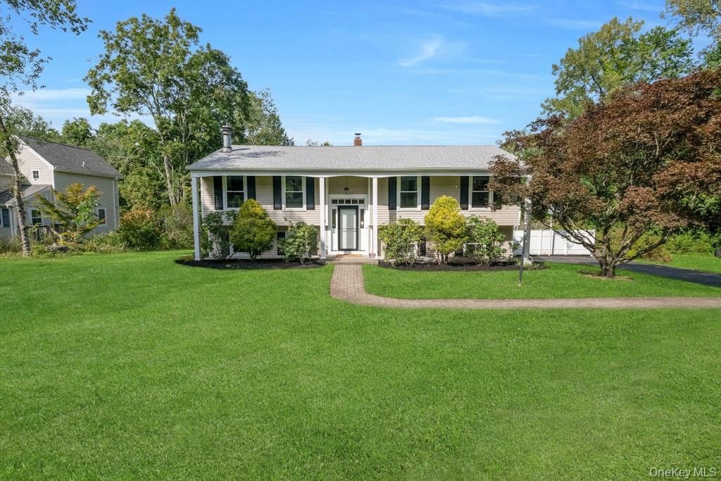 142 Loder Road, Yorktown Heights, NY 10598 — exterior