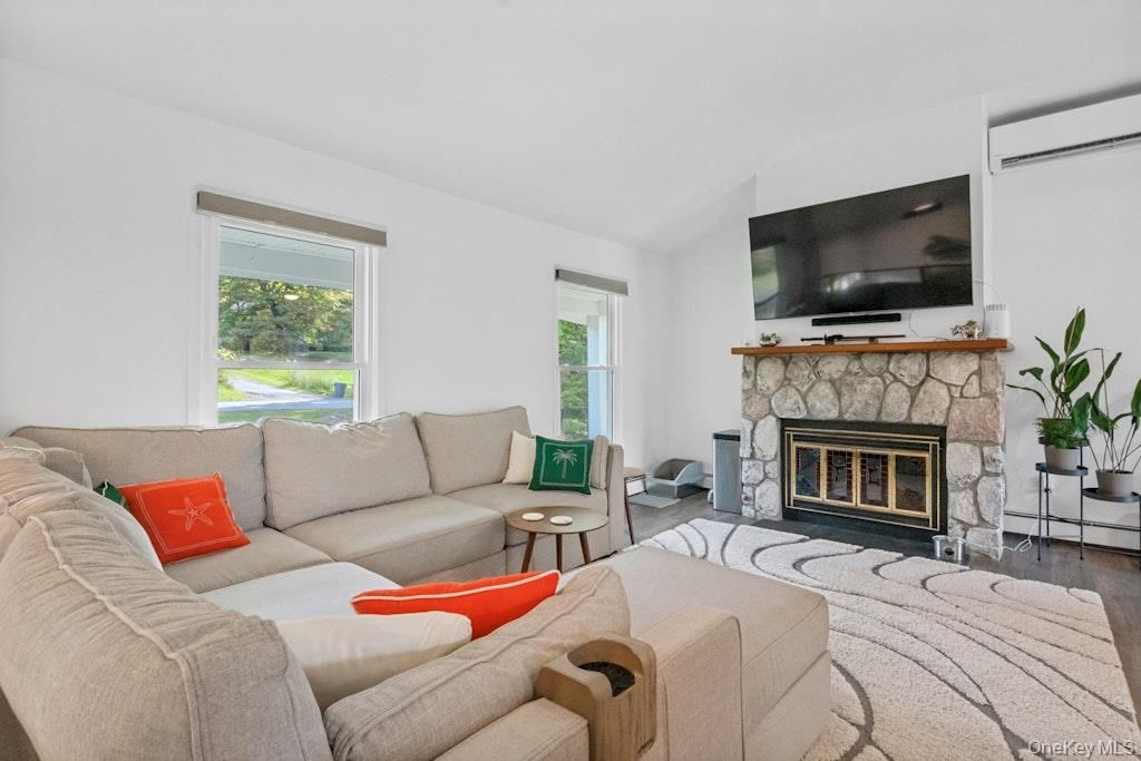 142 Loder Road, Yorktown Heights, NY 10598 — photo 4