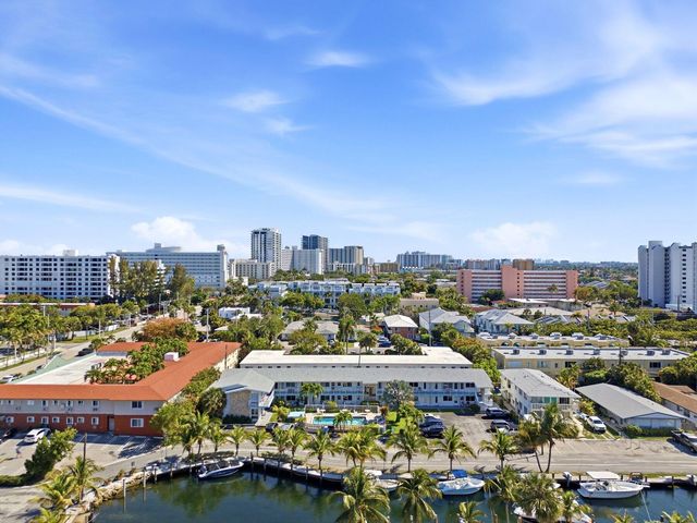 3232 CANAL Drive 14, Pompano Beach, FL 33062