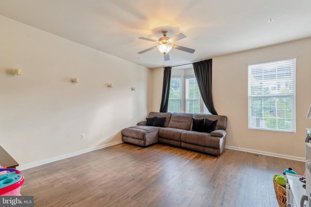8335 DAYDREAM CRES, Pasadena, MD 21122