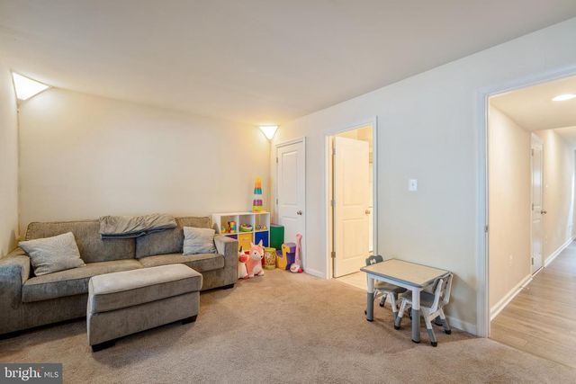 8335 DAYDREAM CRES, Pasadena, MD 21122