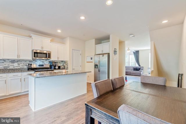 8335 DAYDREAM CRES, Pasadena, MD 21122