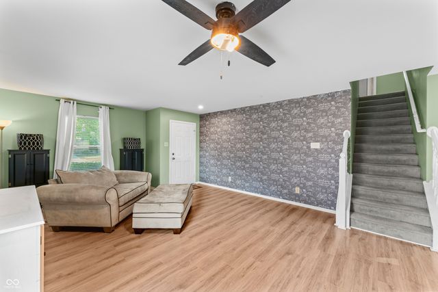 6911 Woodland Heights Drive, Avon, IN 46123